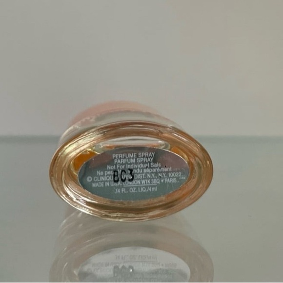 Clinique HAPPY Perfume Spray - Picture 5 of 7